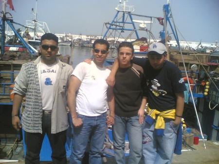 YoKeR et M_R et youness et RoMaNsOfT